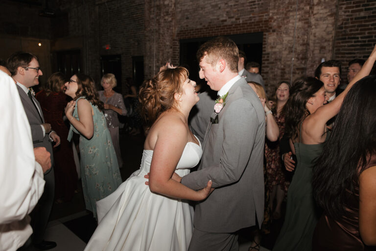 Jacoby Andrick Photo
@jacobyandrickphoto
jacobyandrickphoto.com