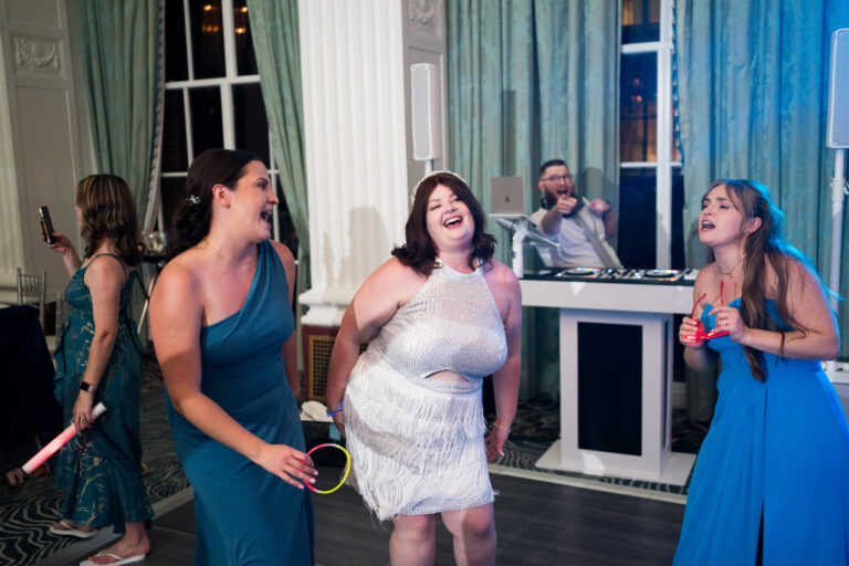 Sarah Corbett Photography
@sarahcorbettphoto
sarahcorbettphotography.com