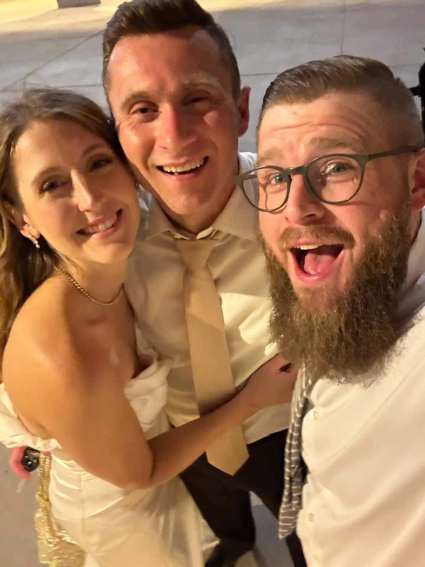 Selfie with a wedding DJ after an outdoor St. Louis Wedding